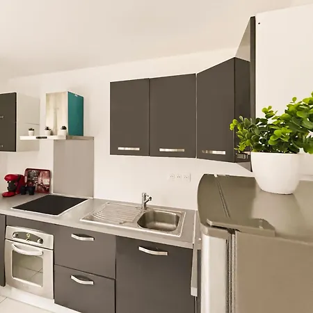 Daire Rdc Avec Jardin Prive